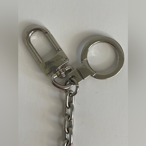 Louis vuitton Porte Cle LV Facet Key ring/Bag charm w/ Box and dust bag - Picture 4 of 11